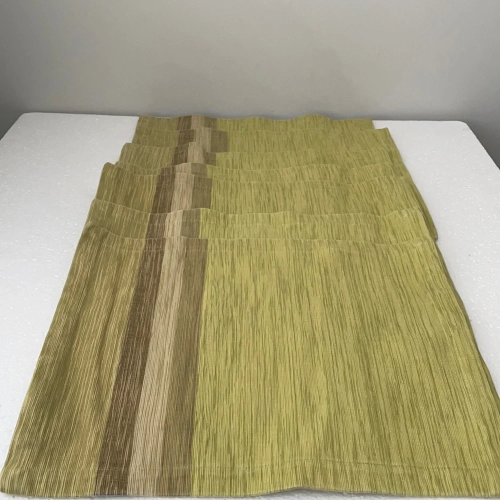 Crate & Barrel Fractions Placemats (7)